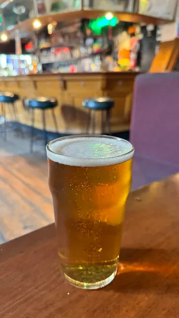 THE CURTIN (John Curtin hotel)