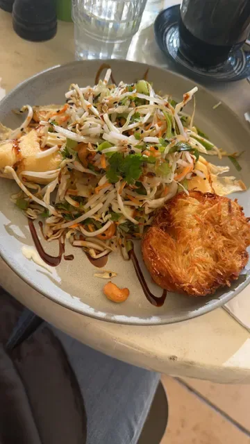 The Food Republic Cafe