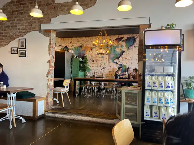 The Foreigner Café Ivanhoe