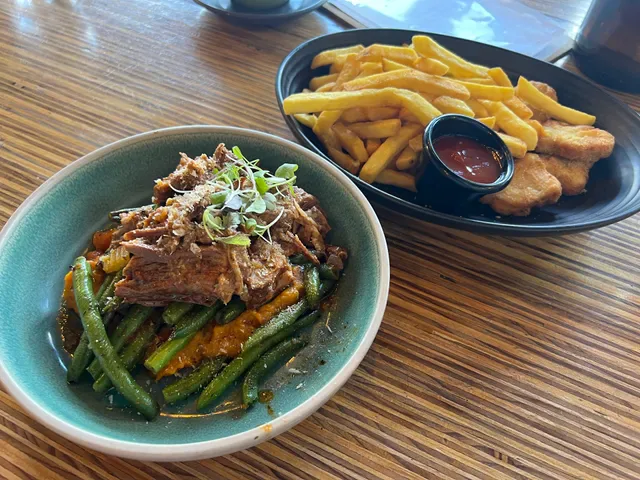 The Foreigner Café Ivanhoe