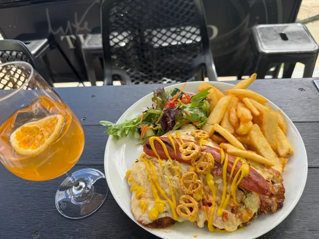 The Grand Hotel Warrandyte