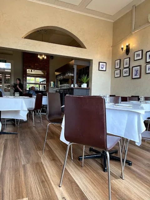 The Greek Spot