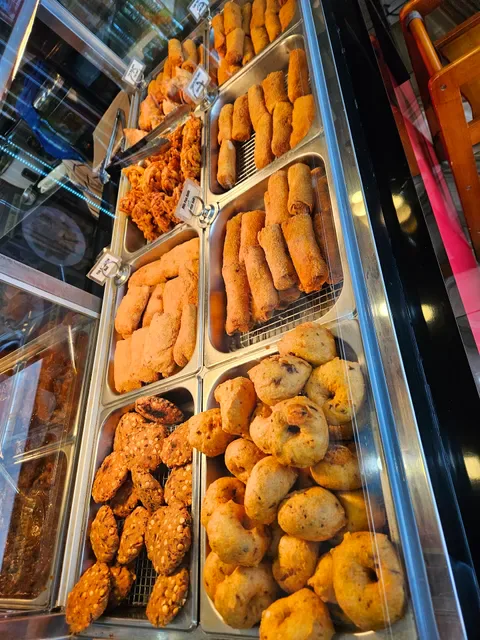 The Hot & Crusty