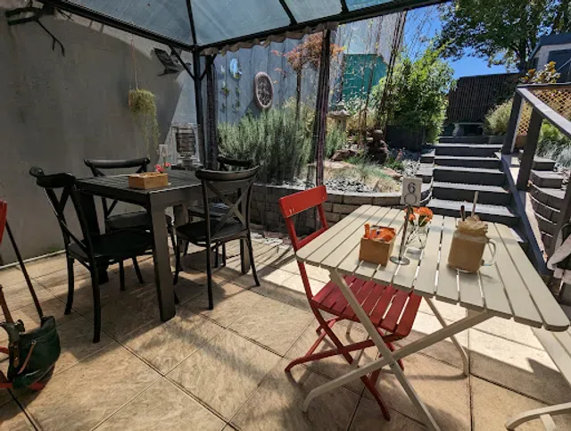 The Jolimont Cafe