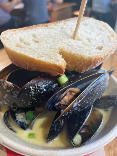 The Mussel Pot
