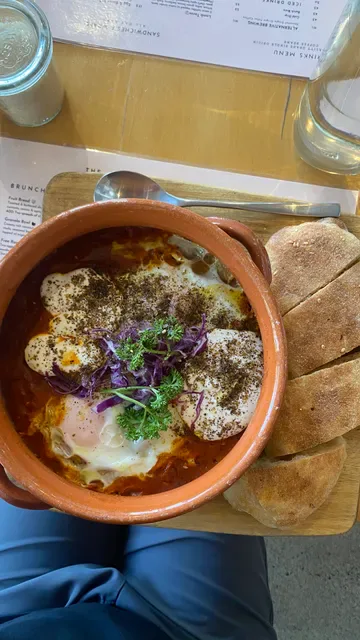 THE NICHOLSON COFFEE & EATERY