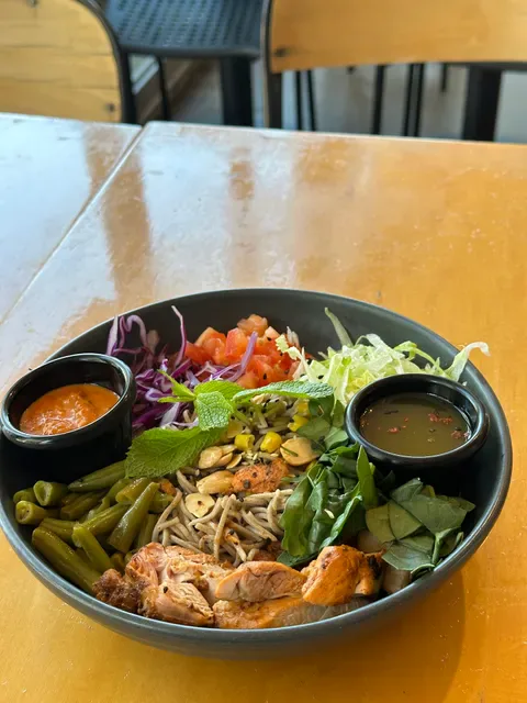 THE NICHOLSON COFFEE & EATERY