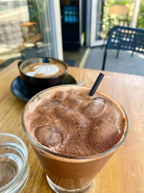 THE NICHOLSON COFFEE & EATERY