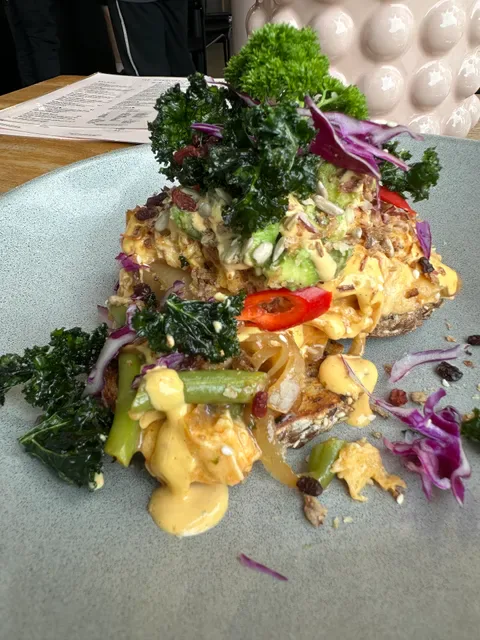 THE NICHOLSON COFFEE & EATERY