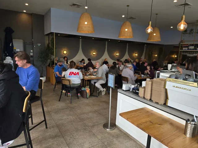 The Rise Pizzeria Cafe