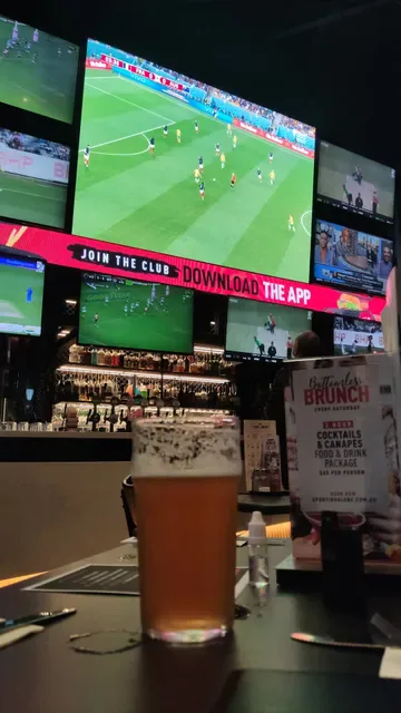 The Sporting Globe Bar & Grill Knox
