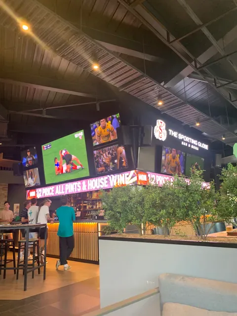 The Sporting Globe Bar & Grill Chirnside Park