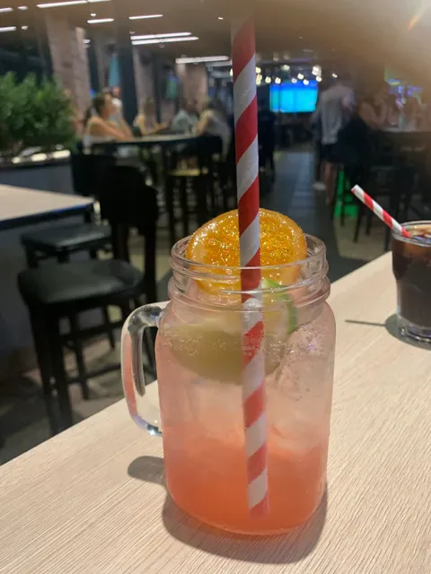 The Sporting Globe Bar & Grill Chirnside Park