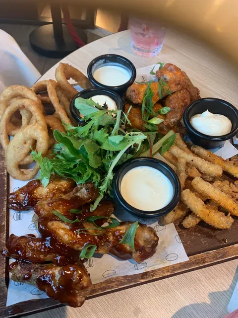The Sporting Globe Bar & Grill Chirnside Park