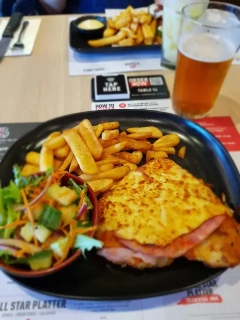 The Sporting Globe Bar & Grill Chirnside Park