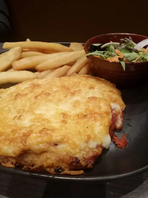 The Sporting Globe Bar & Grill