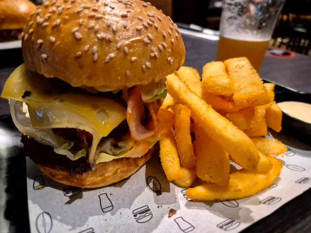 The Sporting Globe Bar & Grill