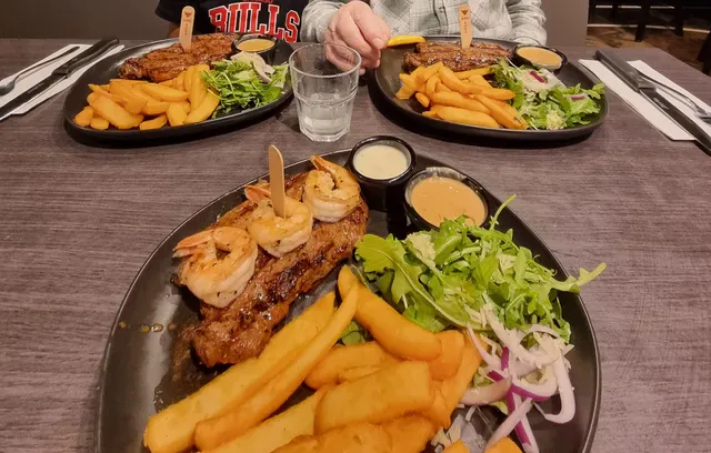 The Sporting Globe Bar & Grill