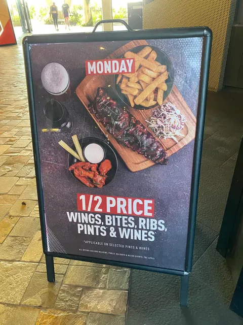 The Sporting Globe Bar & Grill Plenty Valley