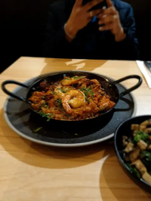 THE STONEZ RESTAURANT