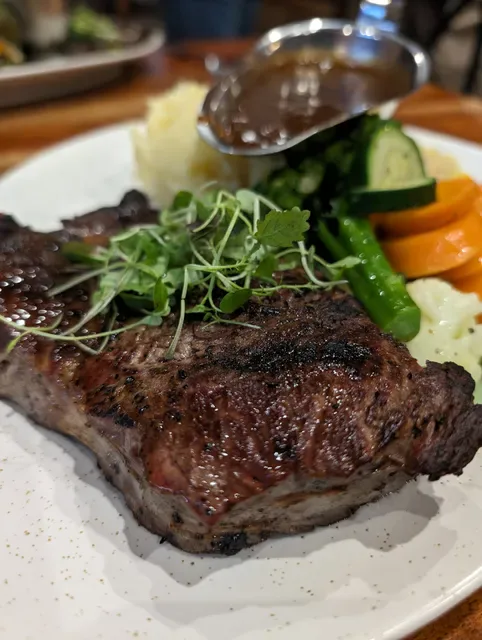 The Warburton Hotel, Wesburn - Bar & Bistro (The West)