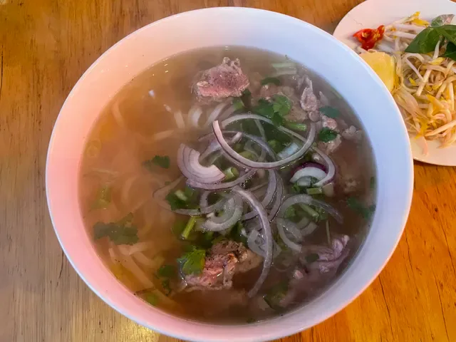 Them Authentic Vietnamese Cuisine & Rolls