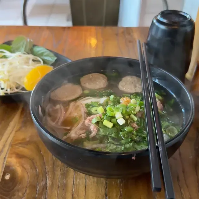 Them Authentic Vietnamese Cuisine & Rolls