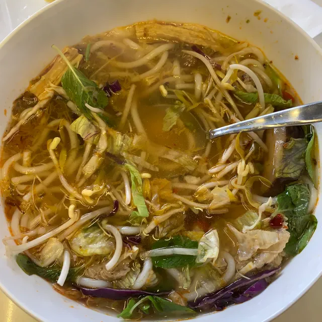 Them Authentic Vietnamese Cuisine & Rolls