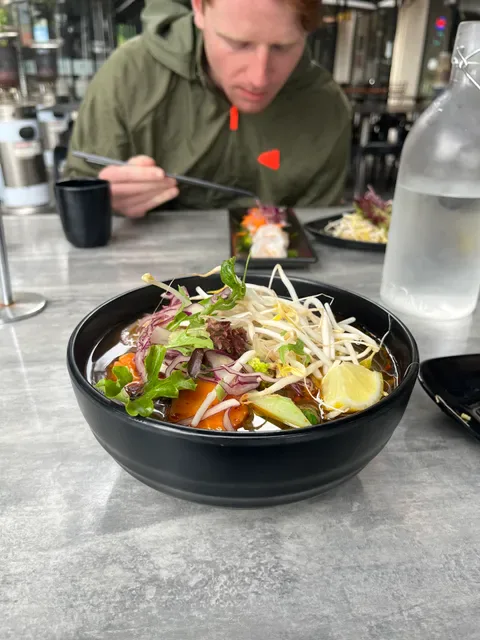 Them Authentic Vietnamese Cuisine & Rolls
