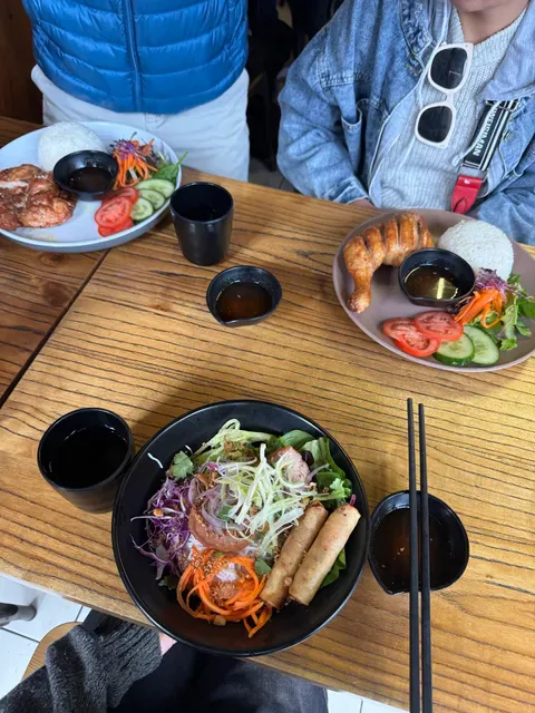 Them Authentic Vietnamese Cuisine & Rolls