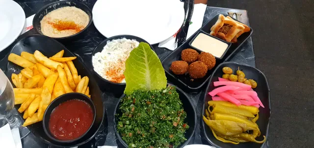 Tiba's Restaurant