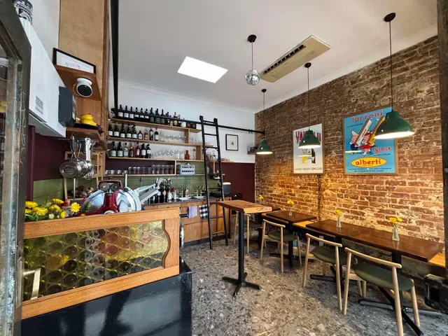 Tiny Bar