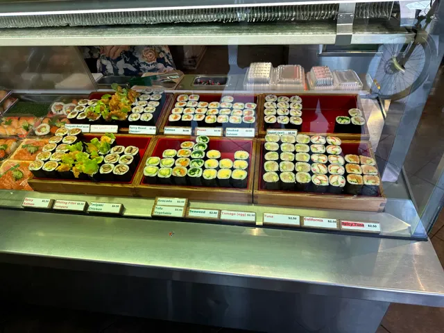 Tokui Sushi