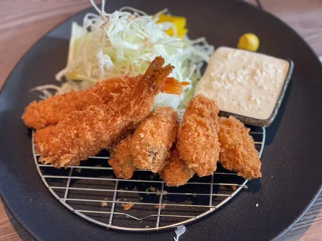 Ton & Co