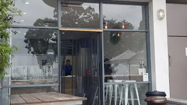 Top of The Bay Fish & Chips Williamstown Takeaway