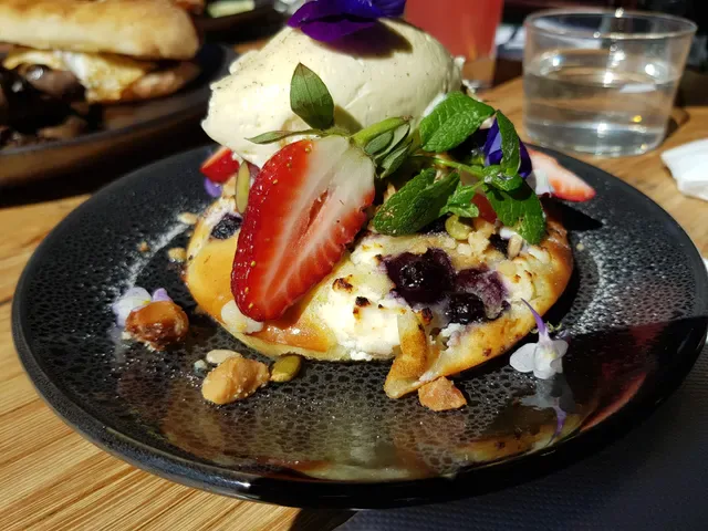 Top Paddock Cafe