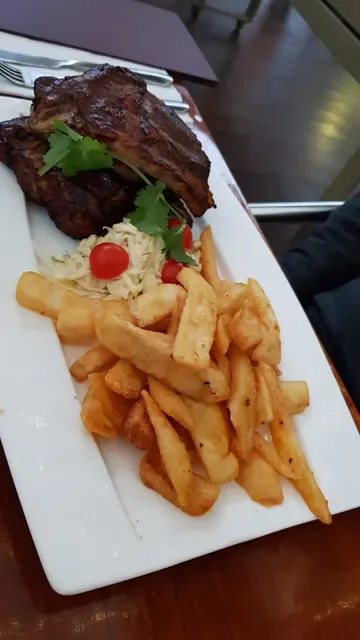 Tosaria Restaurant