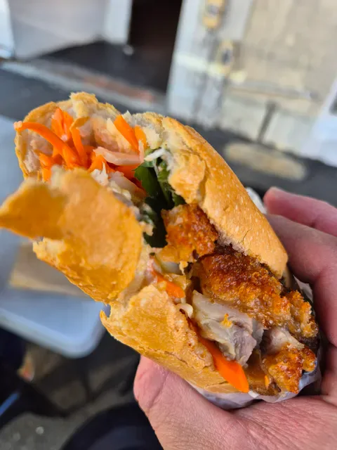Trang Bakery and Cafe