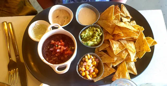 Tres Mexican