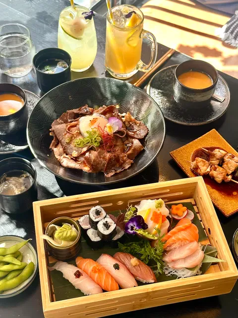 Tsuru Japanese Restaurant