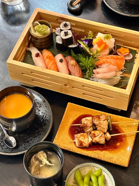 Tsuru Japanese Restaurant
