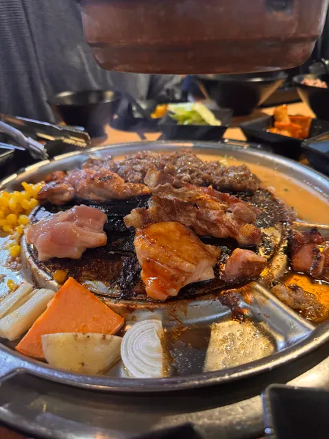 TWIN'S DADDY AYCE KOREAN CHARCOAL BBQ