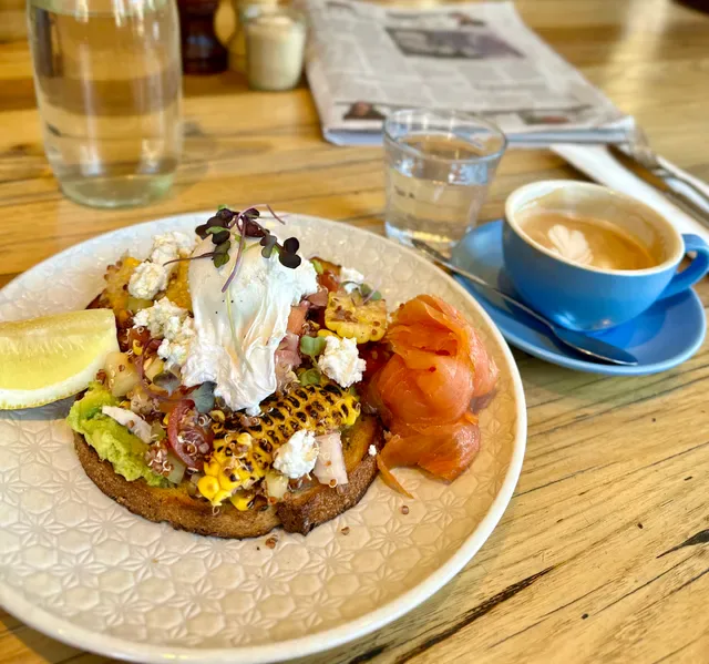 Two Birds Cafe