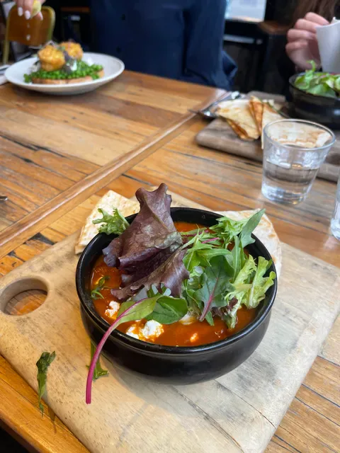 Two Birds Cafe