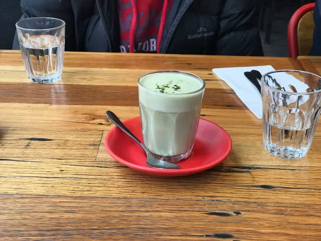 Two Birds Cafe