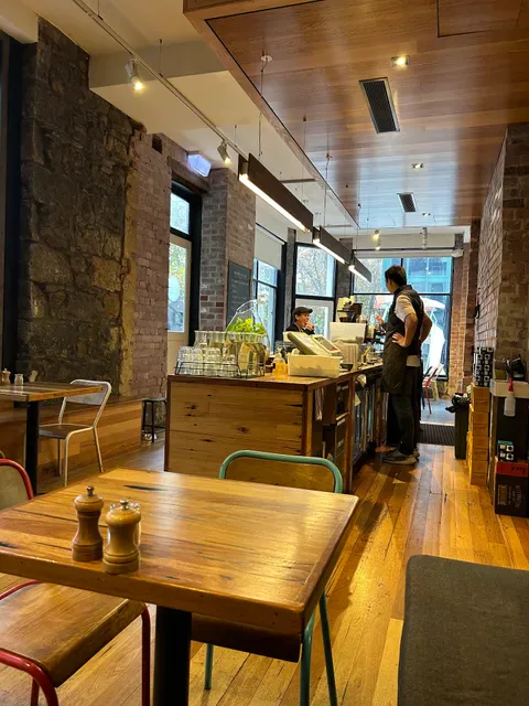 Two Birds Cafe