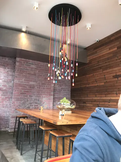 Two Birds Cafe