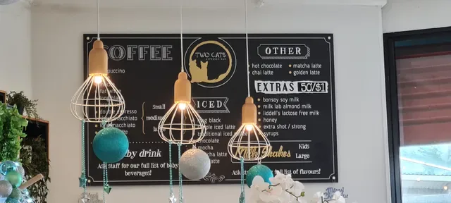 Two Cats Espresso Bar / Cafe