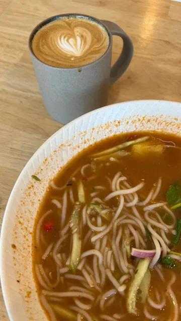 TWO CIRCLES CAFE