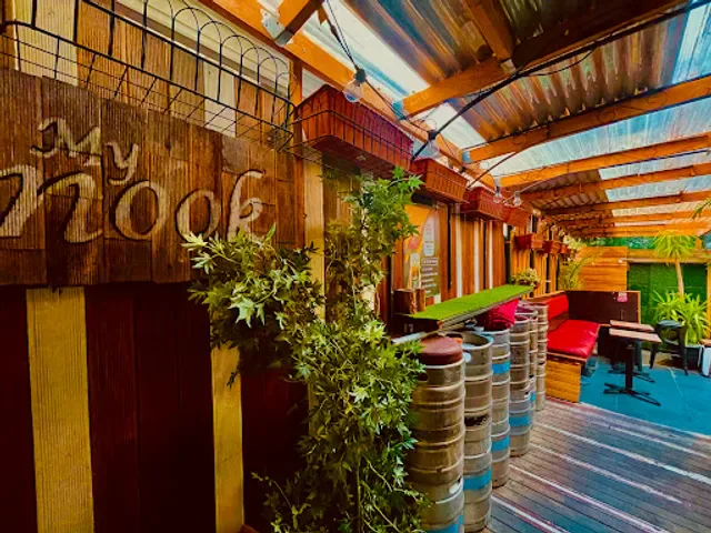 Two Hands Rooftop Bar & Beer Garden Eatery